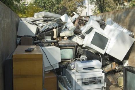 Bihorenii s-au debarasat de 18 tone de deşeuri electronice